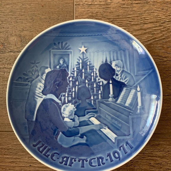 Christmas Plate - Picture 2 of 6